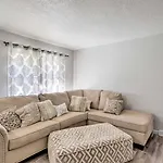 Cozy Duplex Close To Toledo Botanical Garden