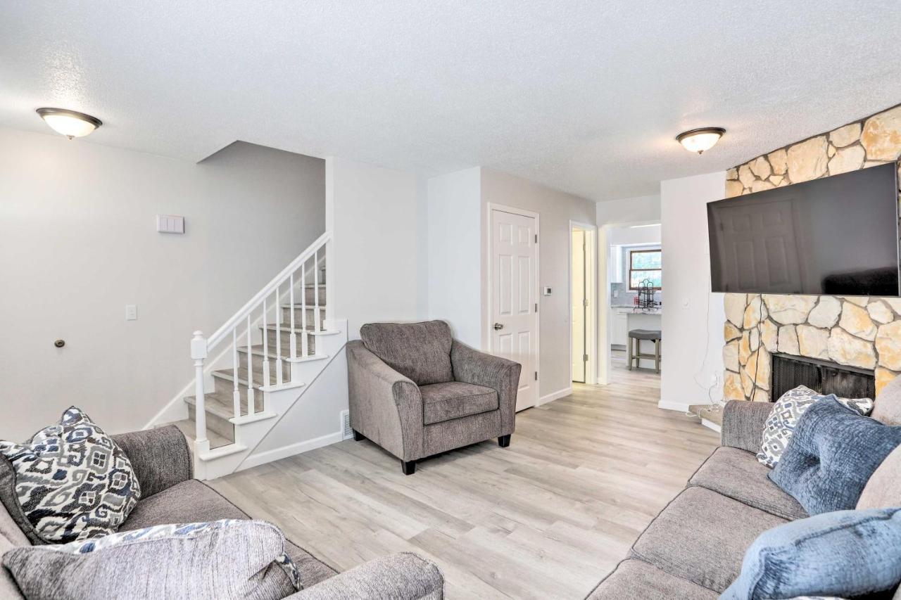 Bright Duplex, Close To Parks And Trails Toledo