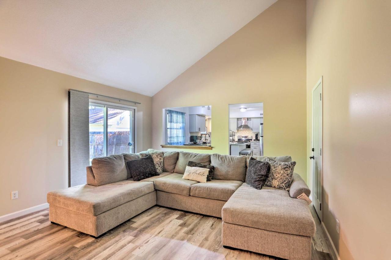 Cozy Duplex Close To Botanical Garden Apartment