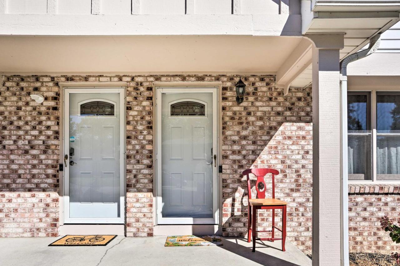 Bright Duplex, Close To Parks And Trails