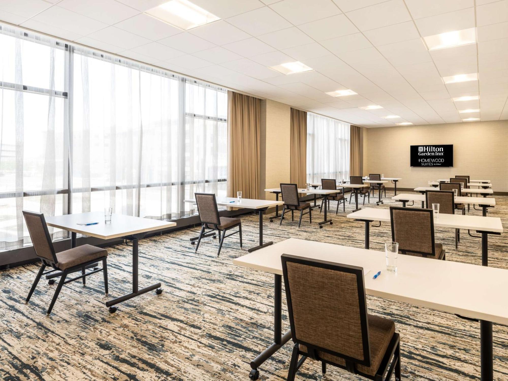 Hotel Hilton Garden Downtown 3*