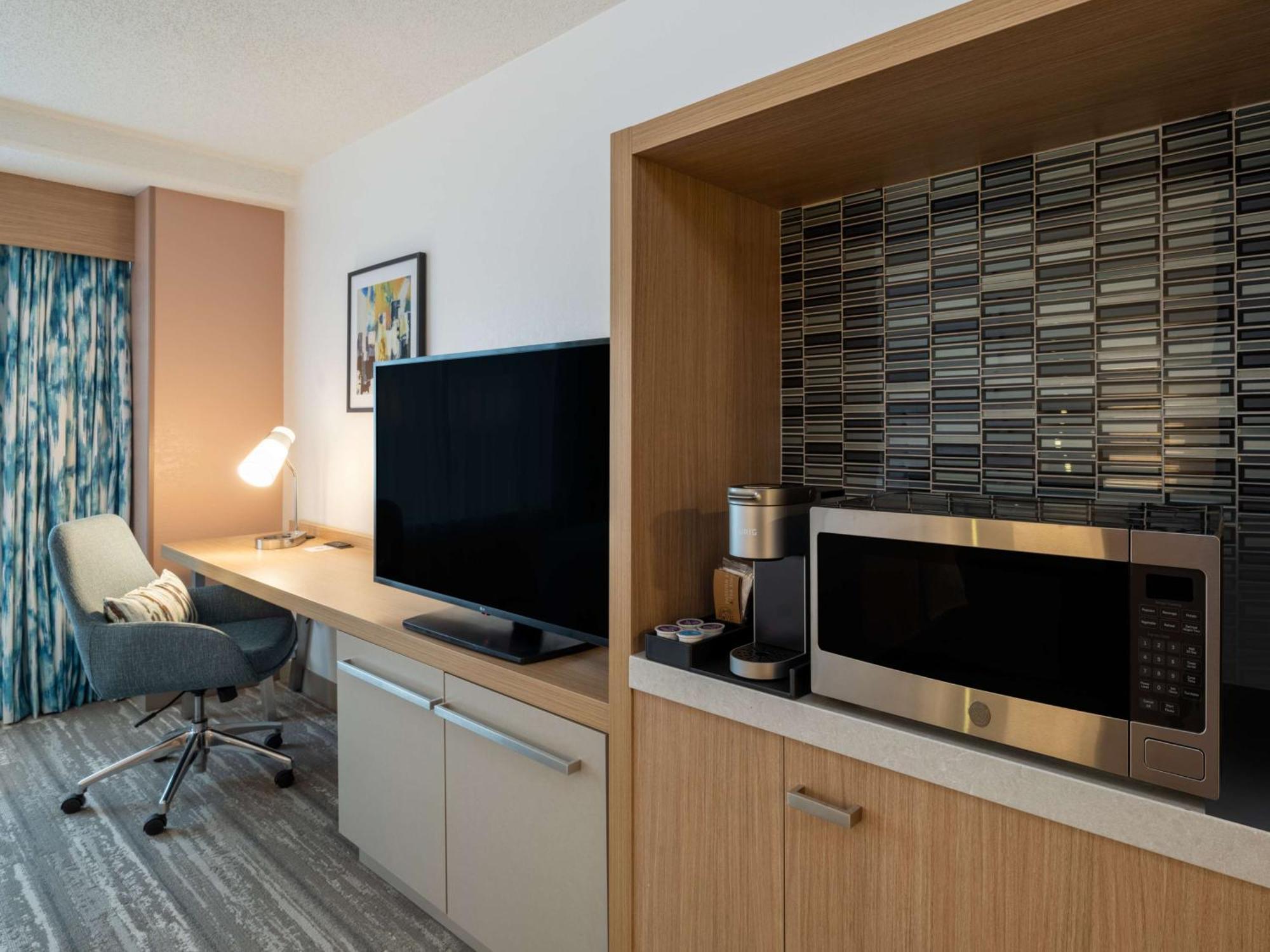 Hilton Garden Downtown Hotel 3*