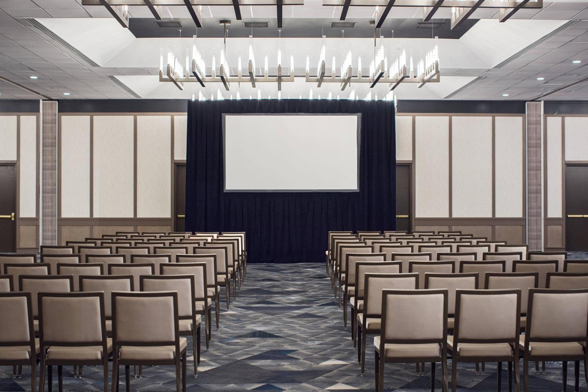 Renaissance Downtown Hotel Toledo