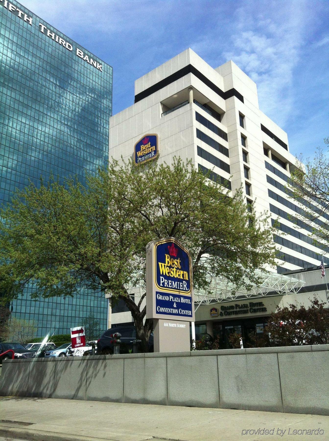 Renaissance Downtown Hotel 4*
