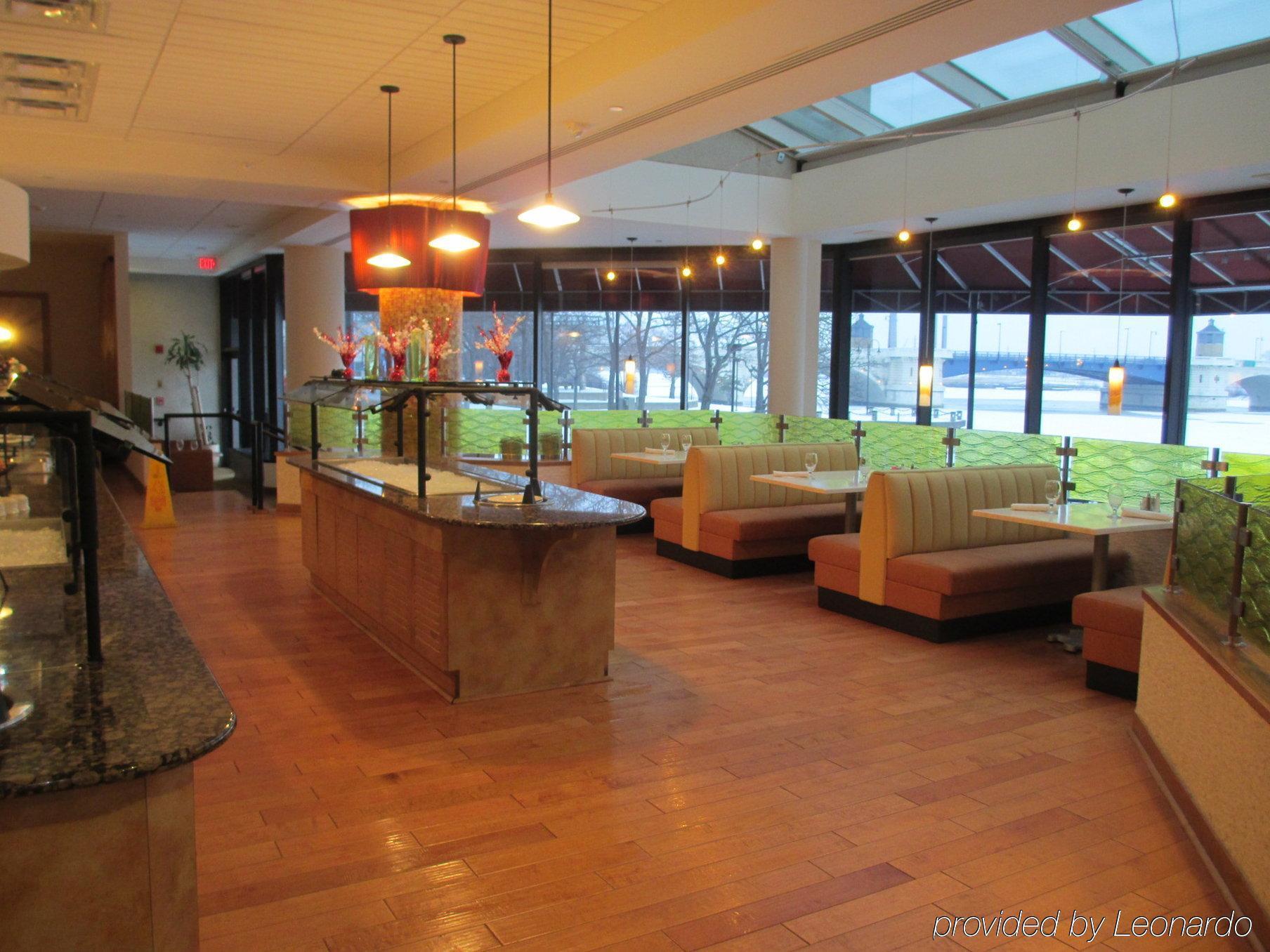 Renaissance Downtown Hotel