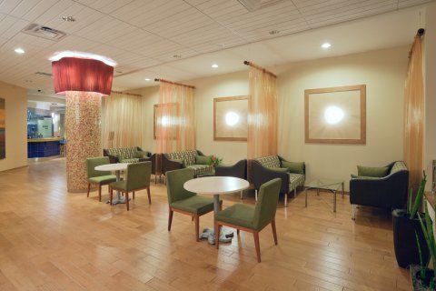 Hotel Renaissance Downtown Toledo