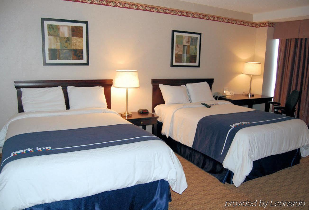 Hilton Garden Downtown Hotel 3*