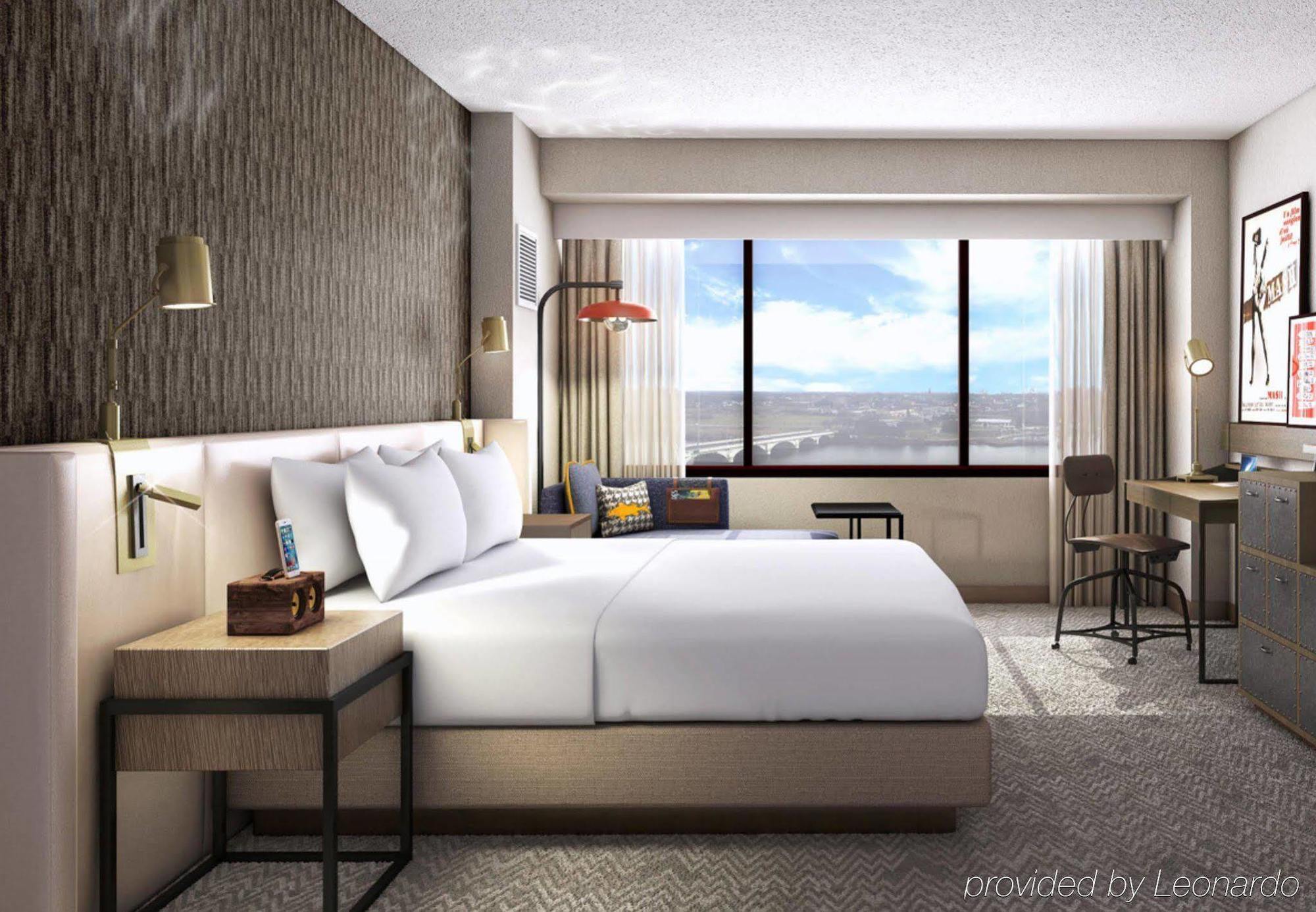 Hotel Renaissance Downtown