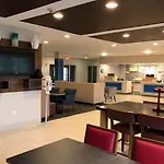 Holiday Inn Express Toledo West Napoleon