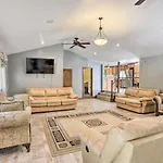 Peaceful Toledo Retreat With Spacious Yard!