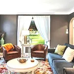 Two Bedroom, King Bed, Private Cottage