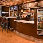 Courtyard By Marriott Toledo North