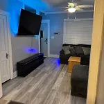Charming 3-Bedroom House Next To Hollywood Casino! 1 Minute From Interstate 75