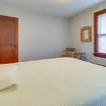 4 Mi To Downtown Toledo Walkable Riverside Apt