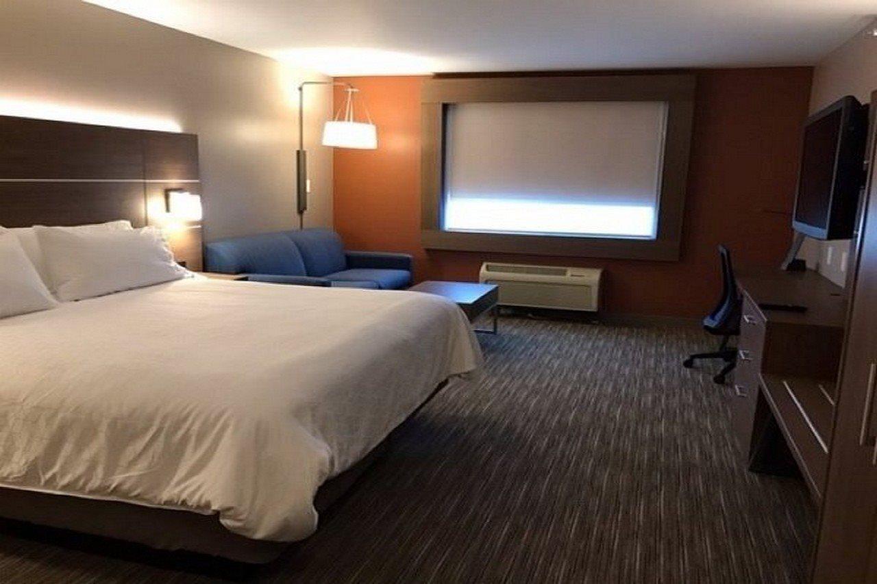 Hotel Express West Napoleon Toledo