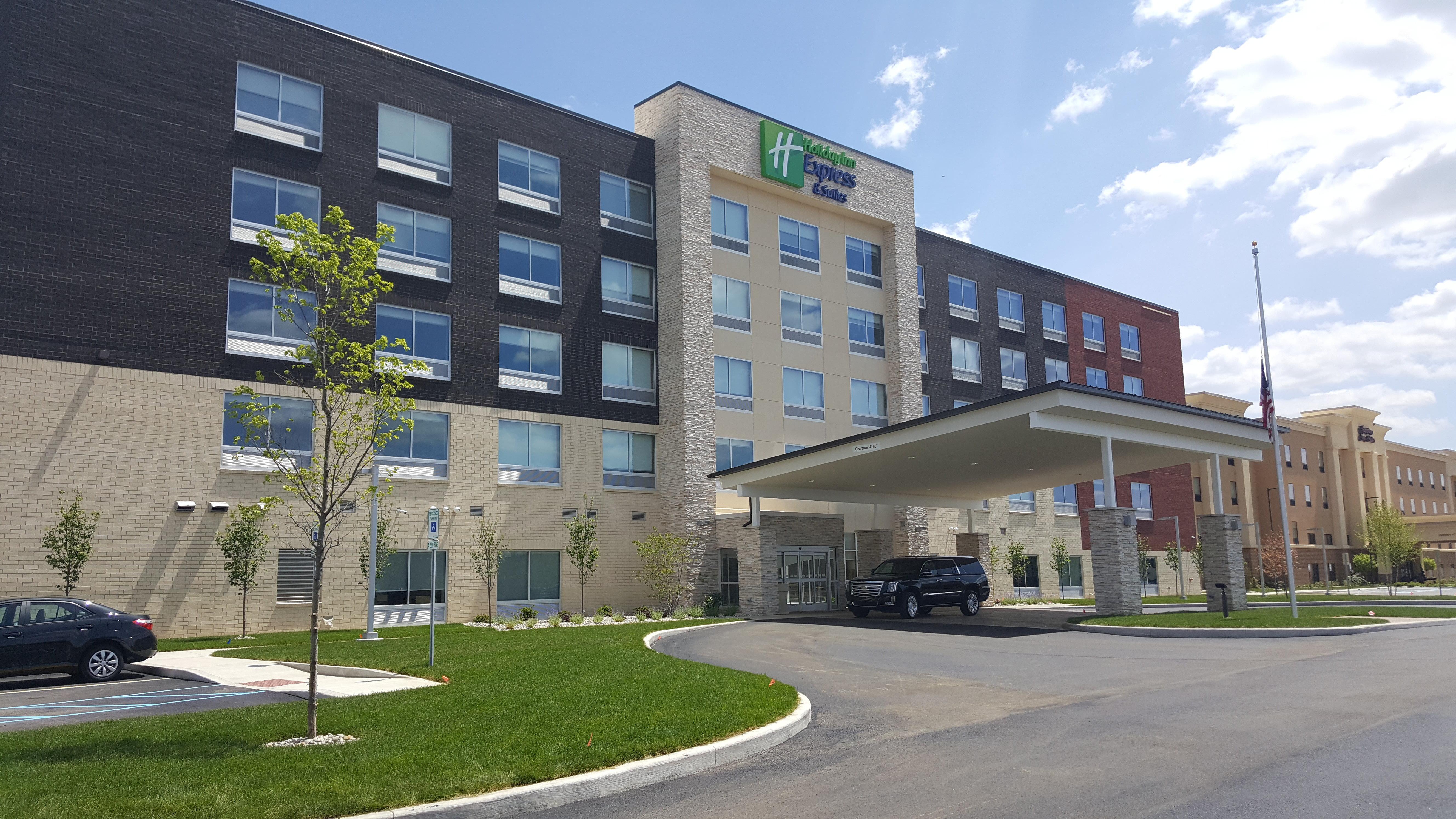 Express & West By Ihg 2*