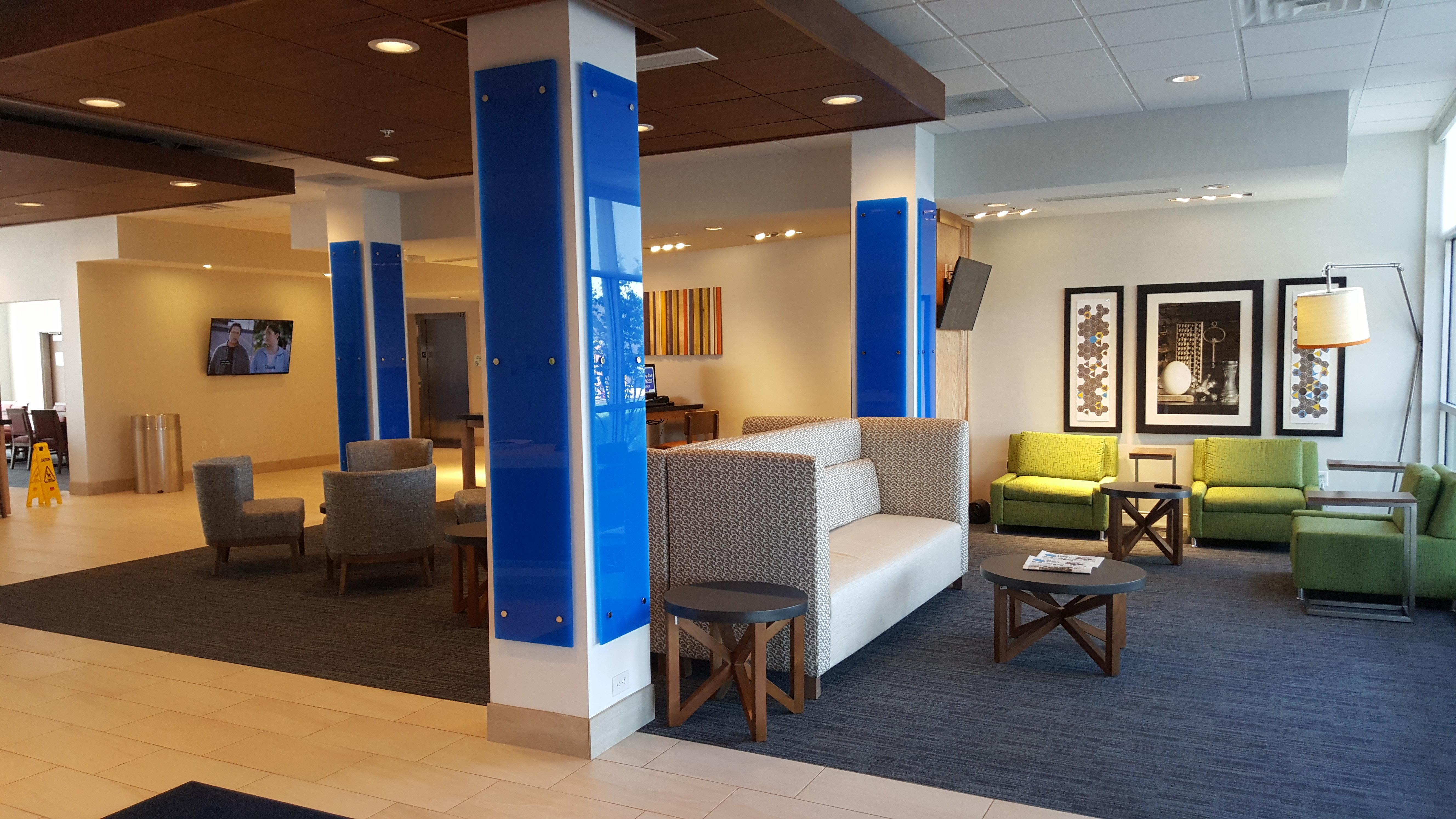 Express & West By Ihg 2*