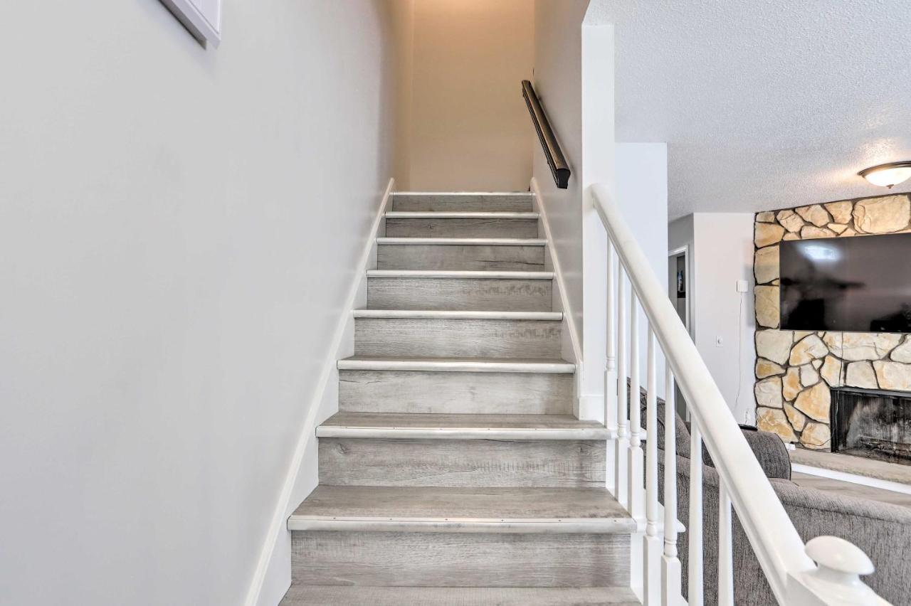 Apartment Bright Duplex, Close To Parks And Trails *