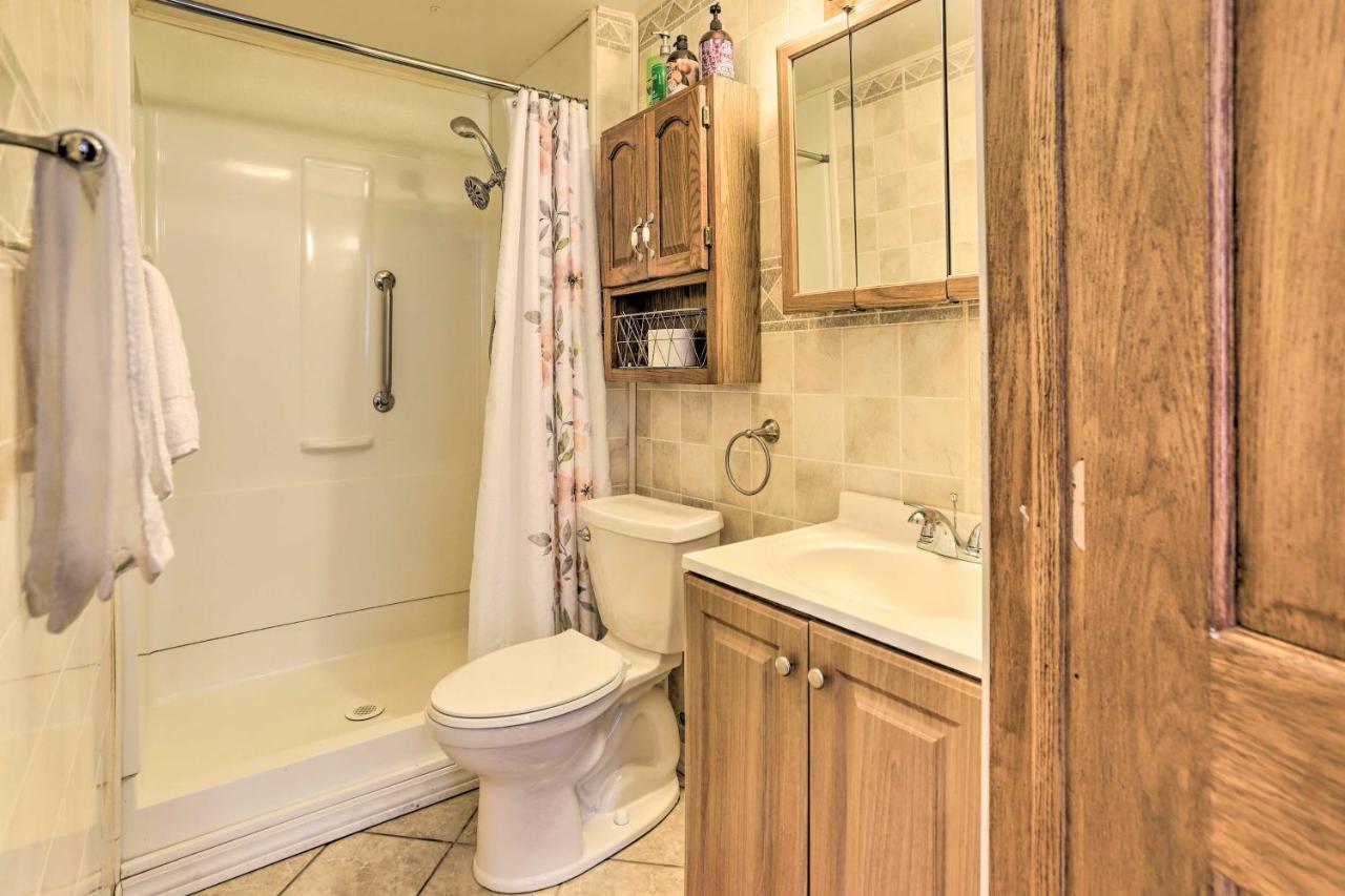 Holiday home Peaceful Retreat With Spacious Yard! Toledo