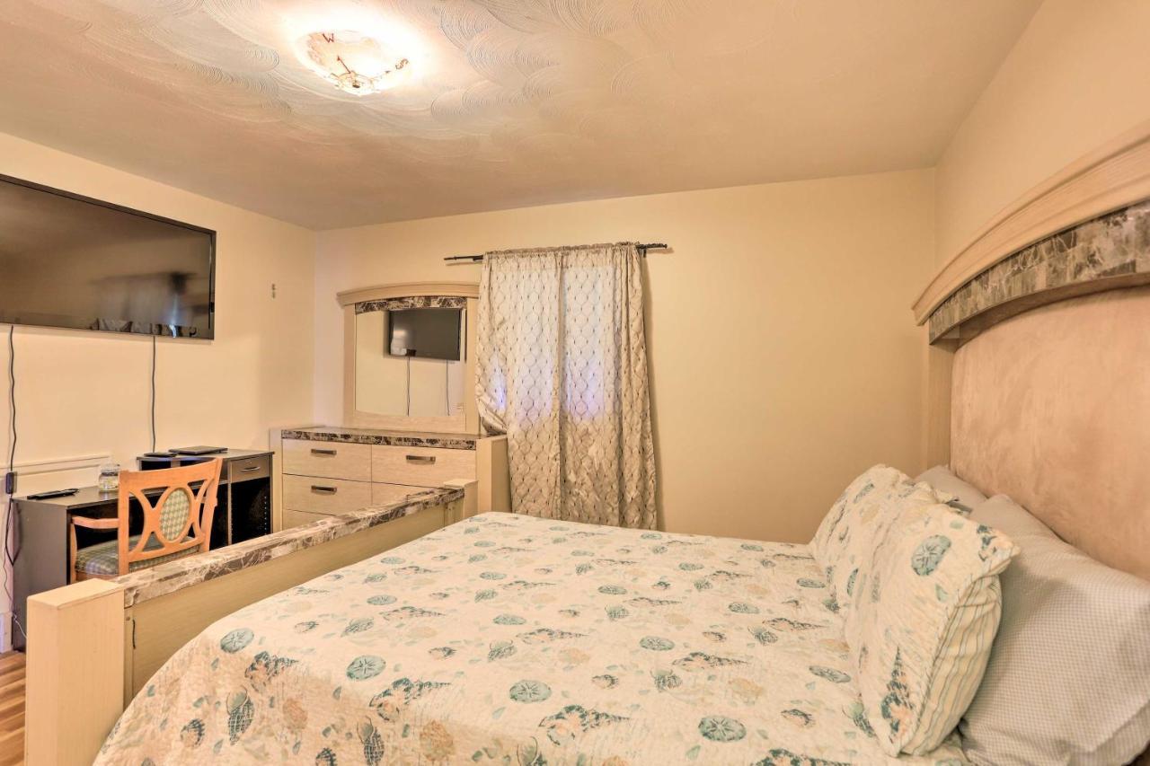 With Direct Golf Course Access! * Toledo