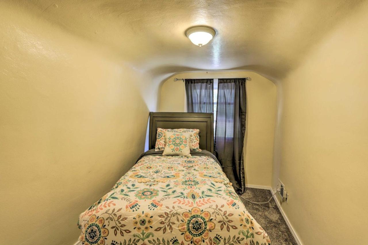 Holiday home Peaceful Retreat With Spacious Yard! *