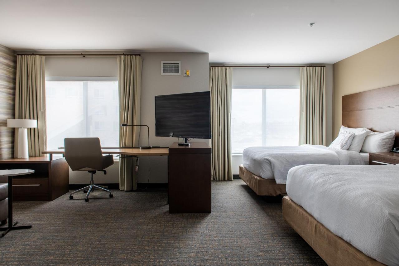 Hotel By Marriott West