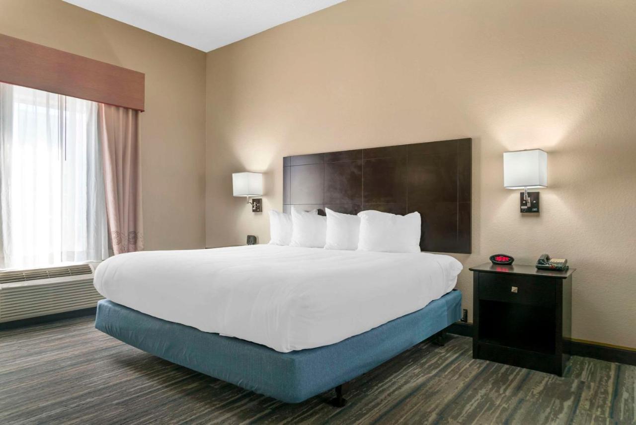Hotel Comfort &