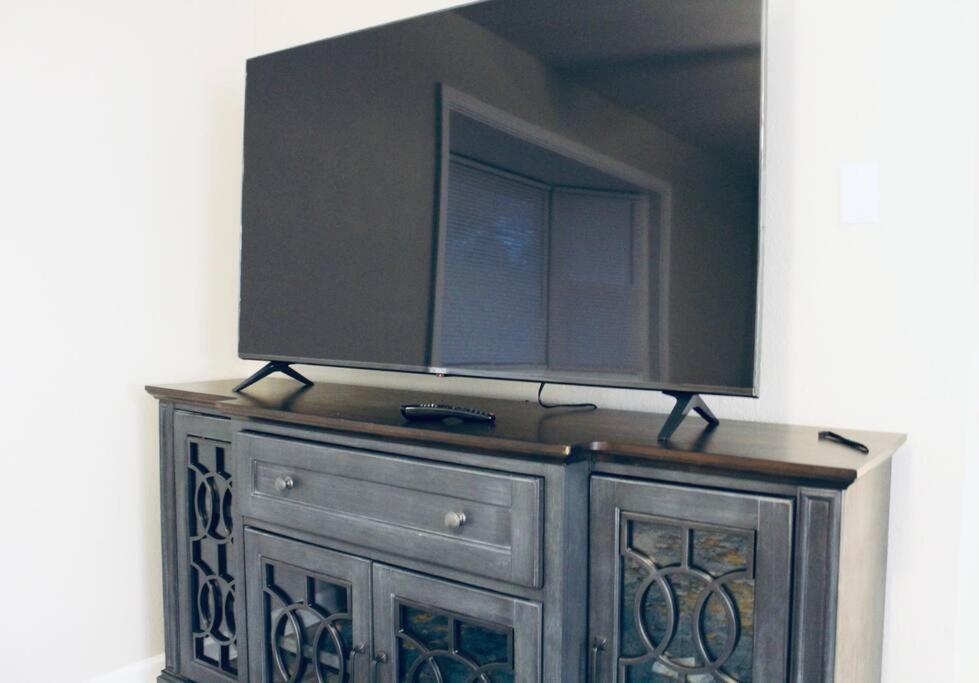 Holiday home New Bright & Modern 3br// Conveniently Located//toledo Stones Throw Toledo