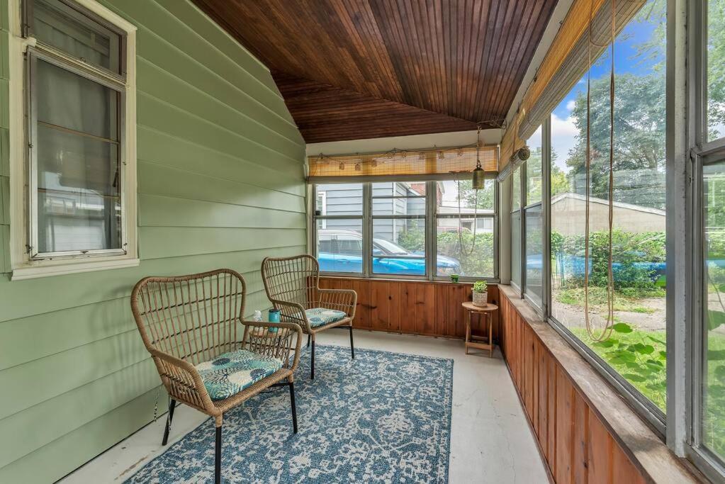 Lizbeth's Adorable Private Home, Full Kitchen, Wd, Garage, Netflix, Yard Toledo