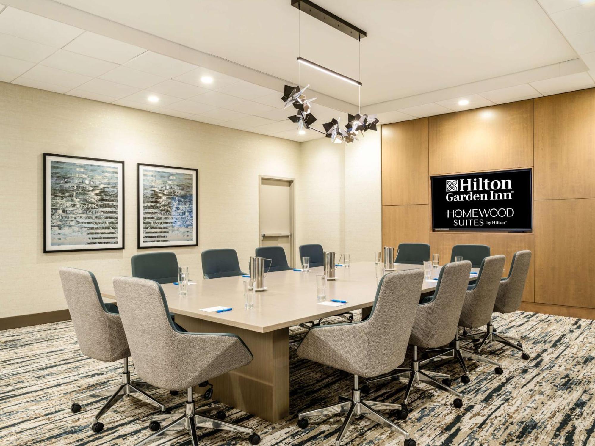 Hotel Homewood By Hilton Downtown Toledo