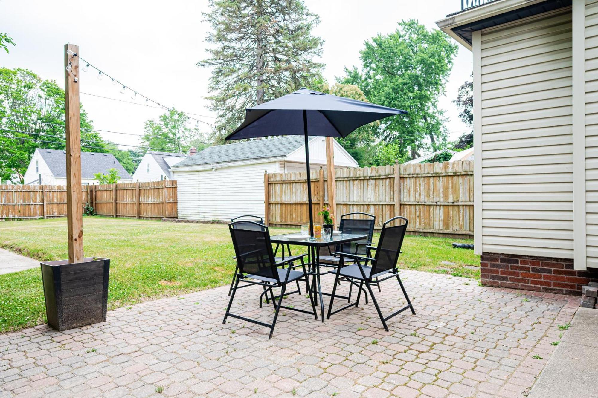 Holiday home Rachel's Private Hideaway With King Bed, Kitchen, Laundry, Parking And Big Yard Toledo