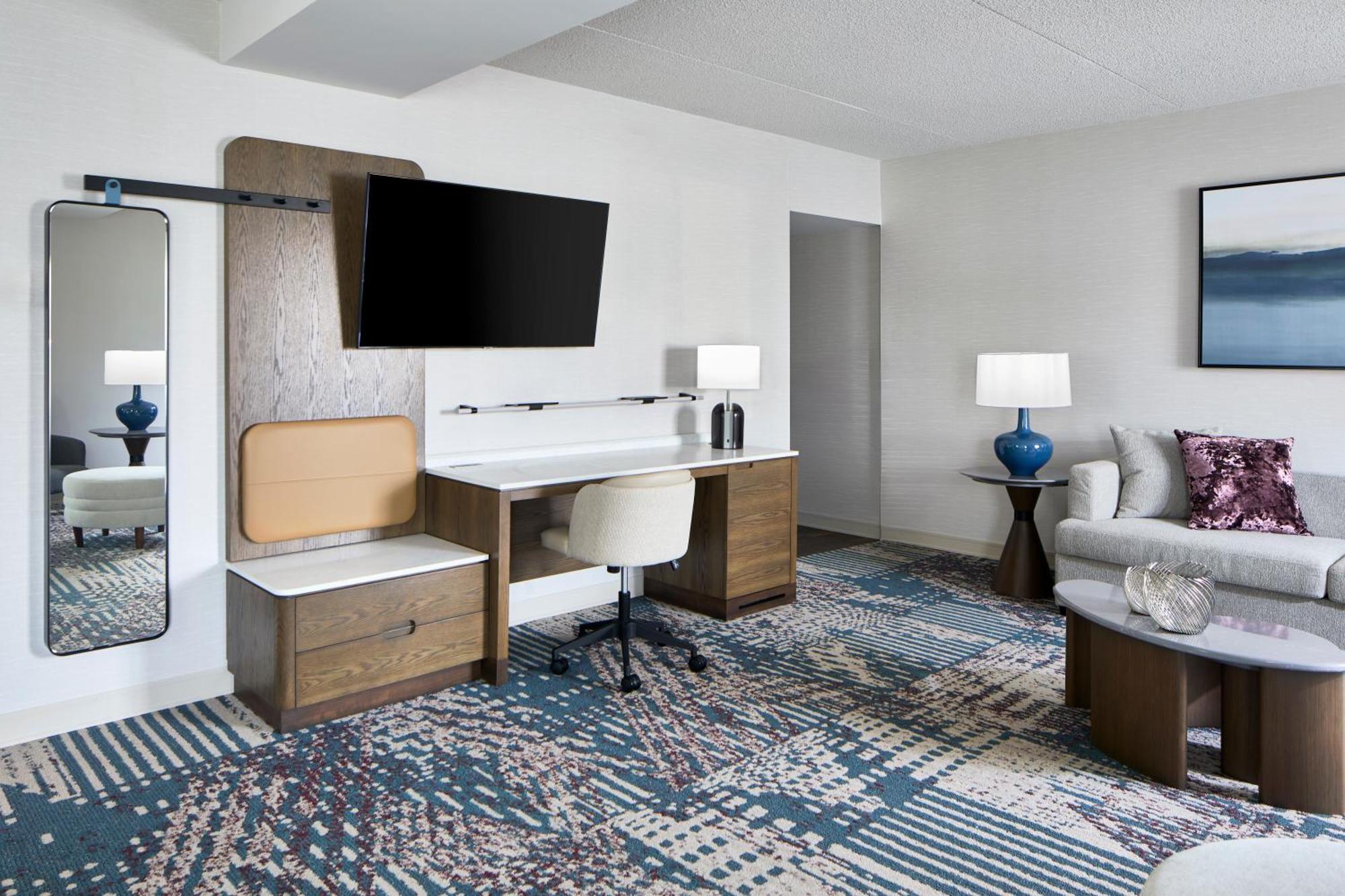 Delta By Marriott Hotel 3*