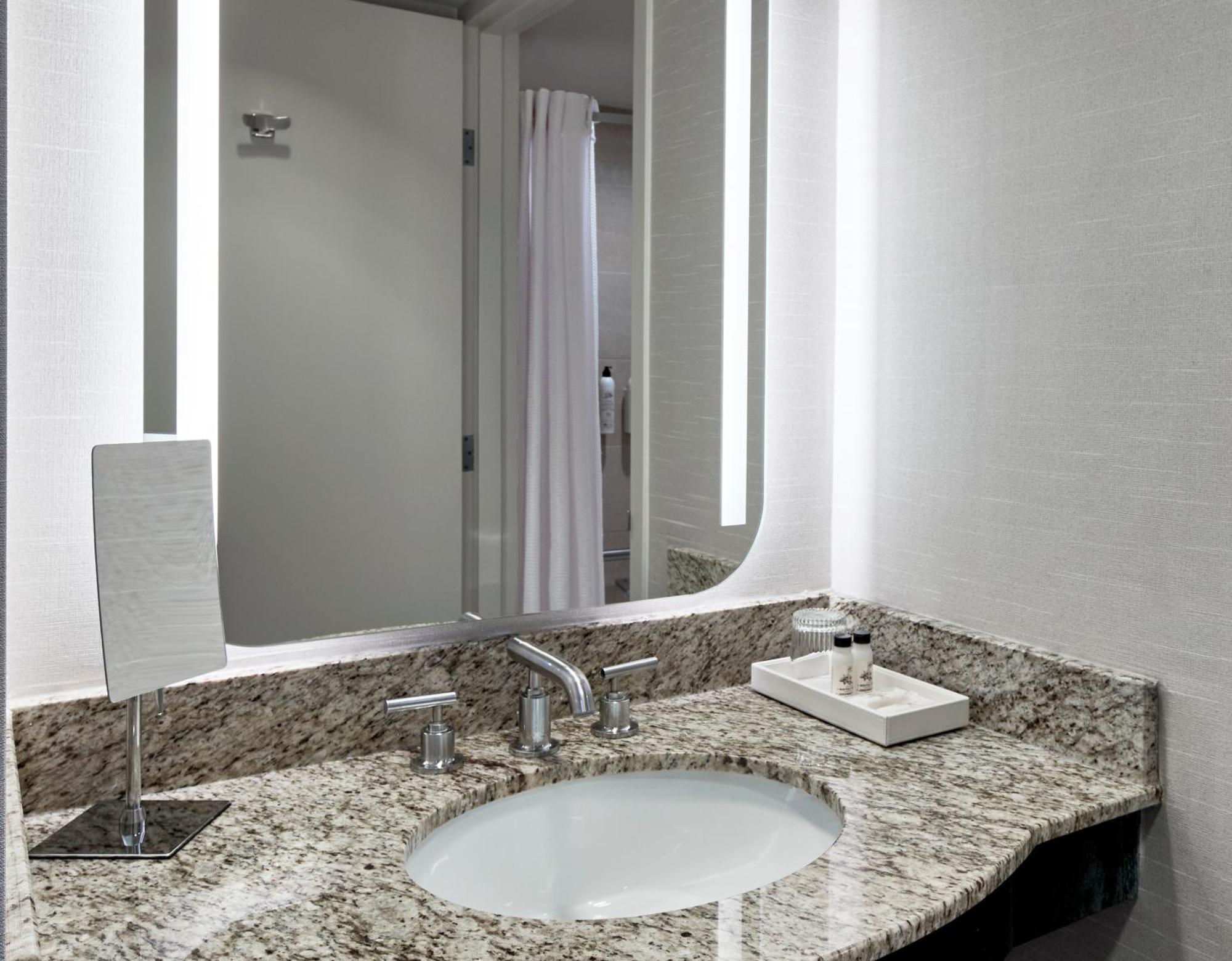 Delta By Marriott 3* Toledo