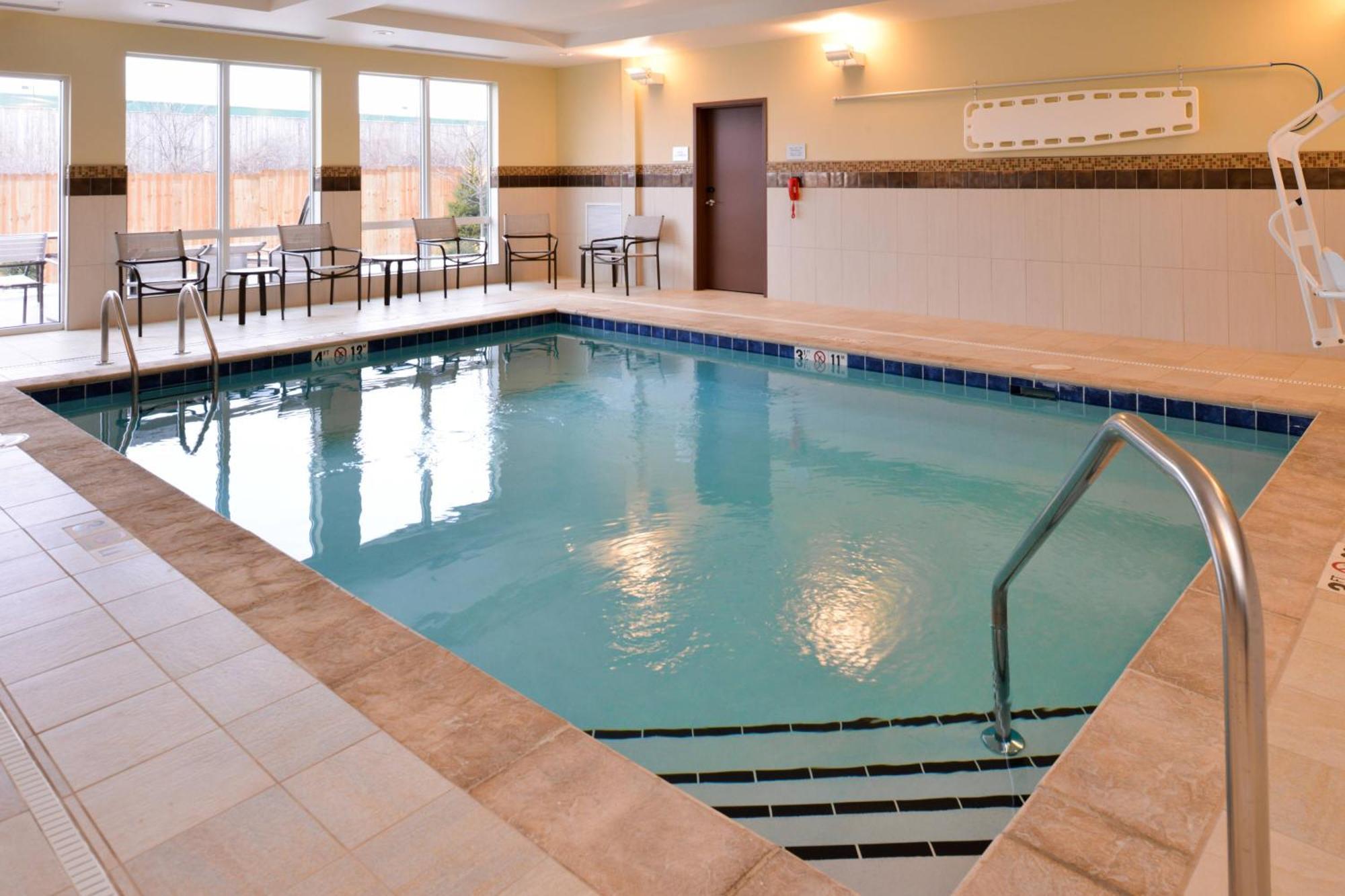 Courtyard By Marriott North