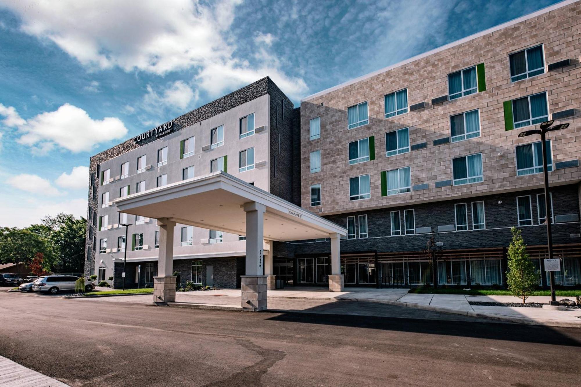 Courtyard By Marriott West 4* Toledo