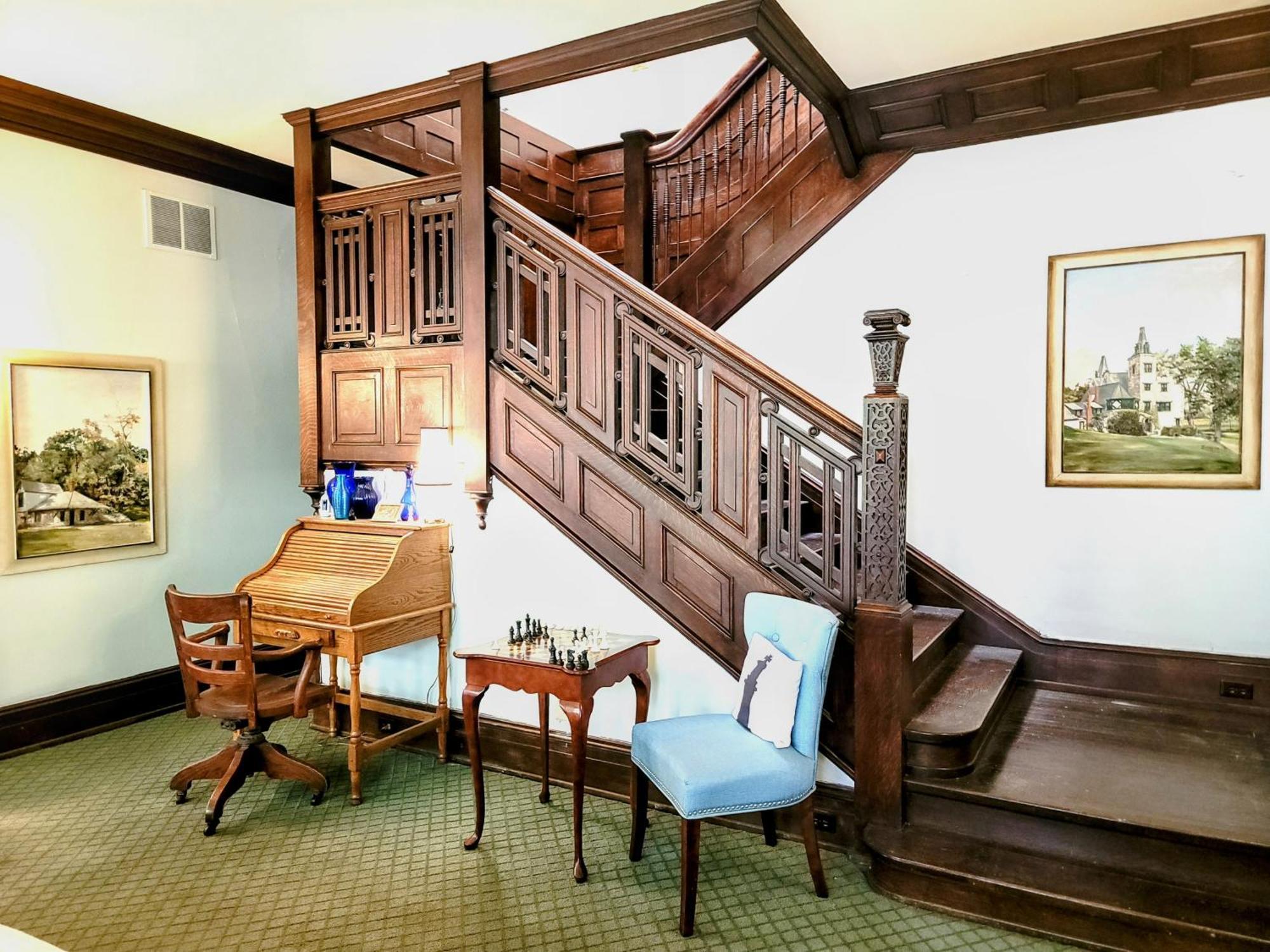 Bed & Breakfast The Kings Throne And *