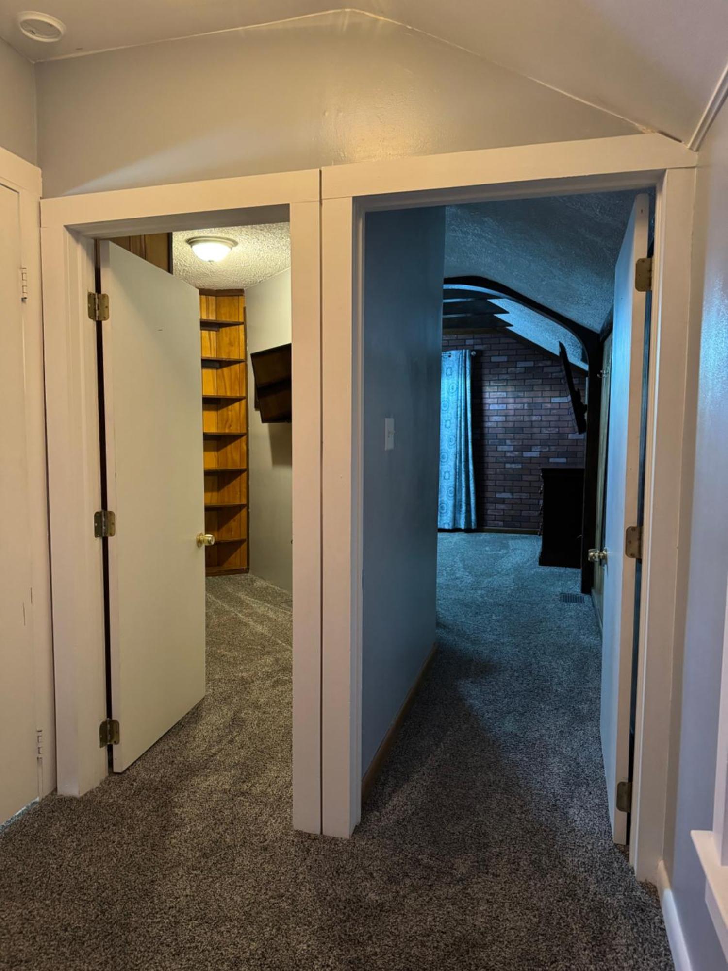 Charming 3-bedroom House Next To Hollywood Casino! 1 Minute From Interstate 75 Holiday home