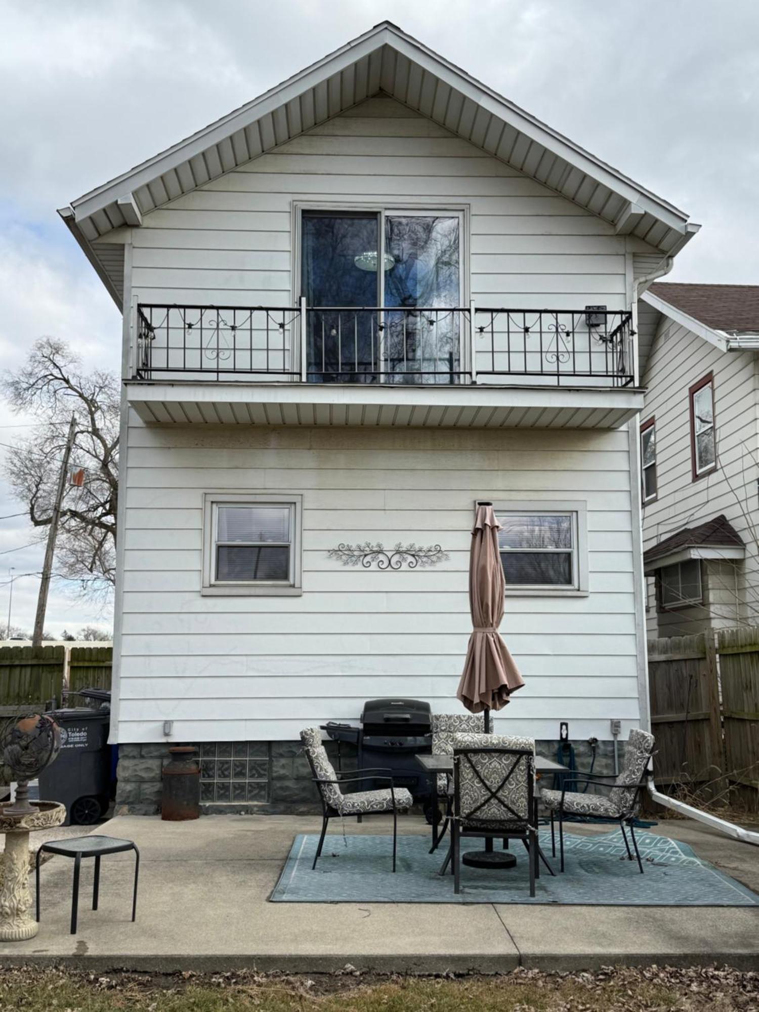 Charming 3-bedroom House Next To Hollywood Casino! 1 Minute From Interstate 75