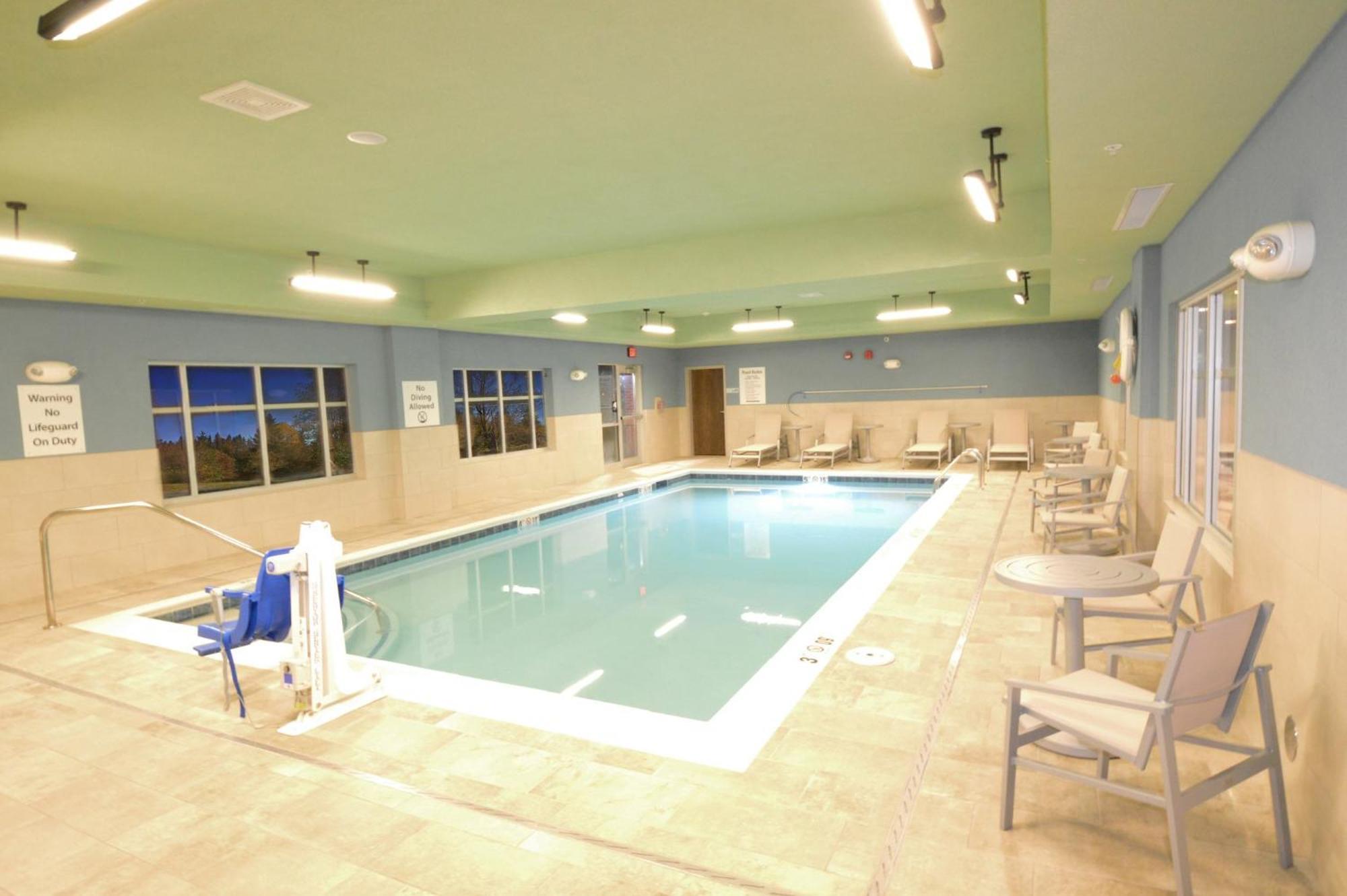 Hotel Express & West By Ihg