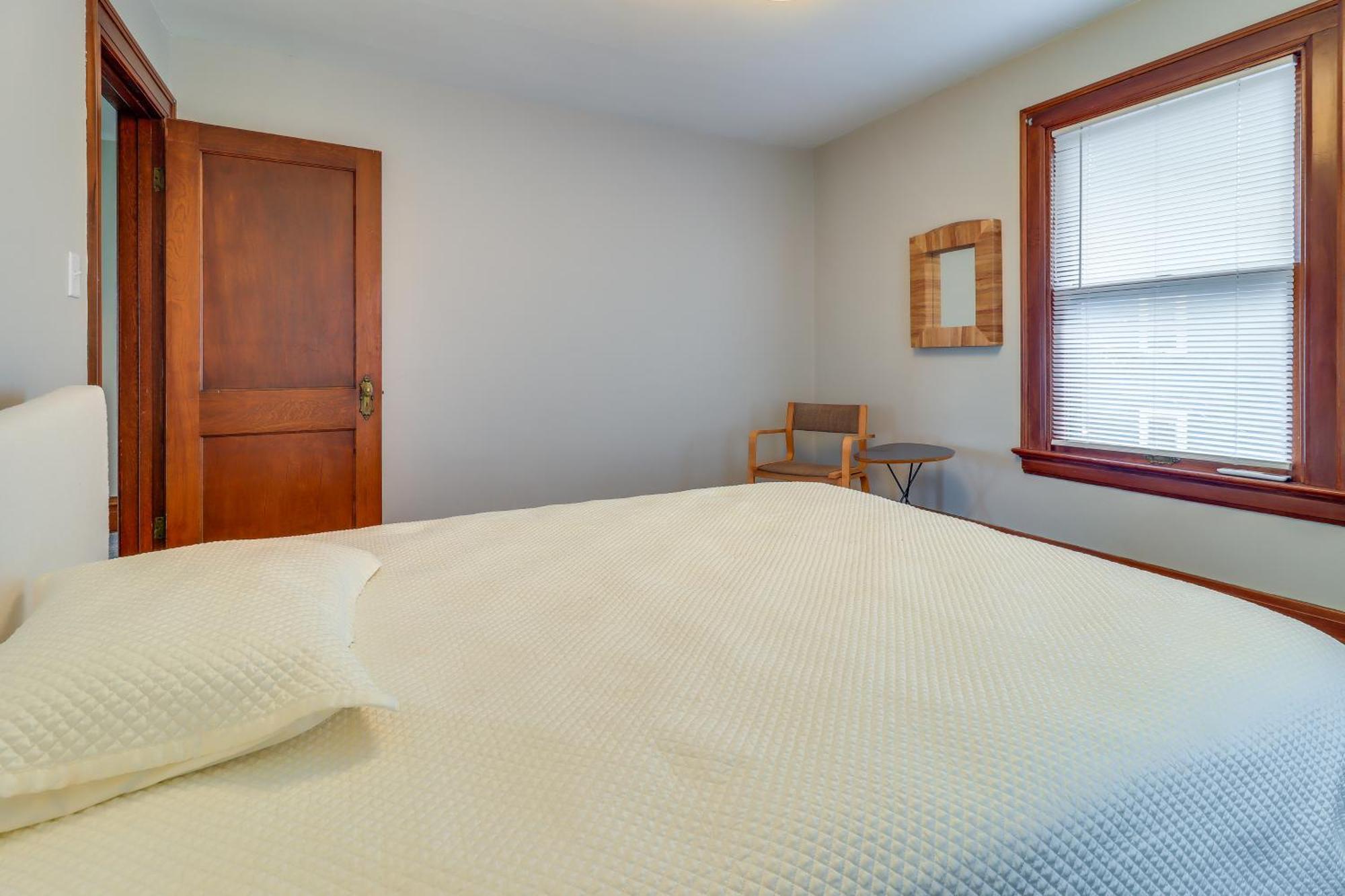 4 Mi To Downtown Walkable Riverside Apartment Toledo