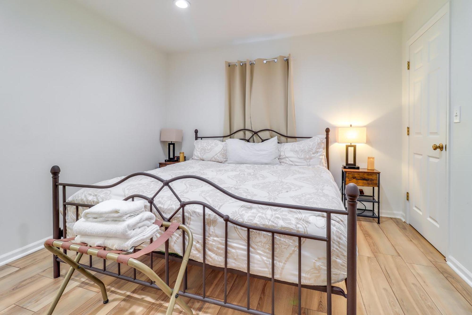 Apartment 7 Mi To Downtown Near Franklin Park *