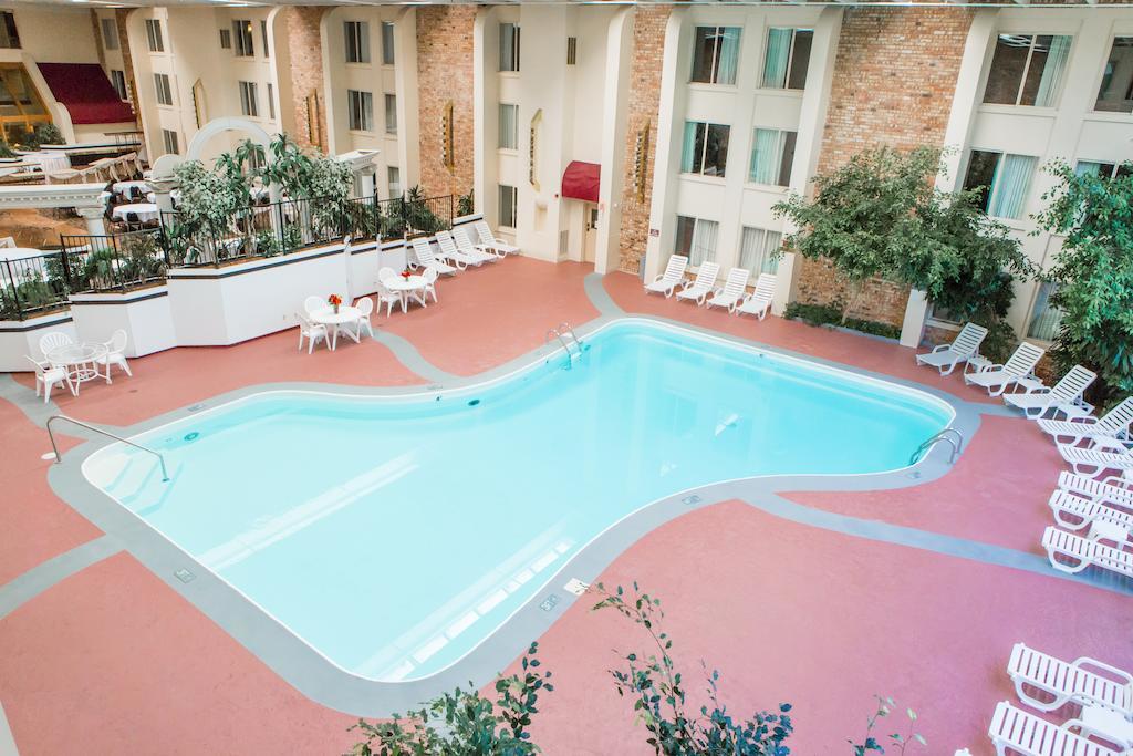 Courtyard By Marriott West Hotel 4*