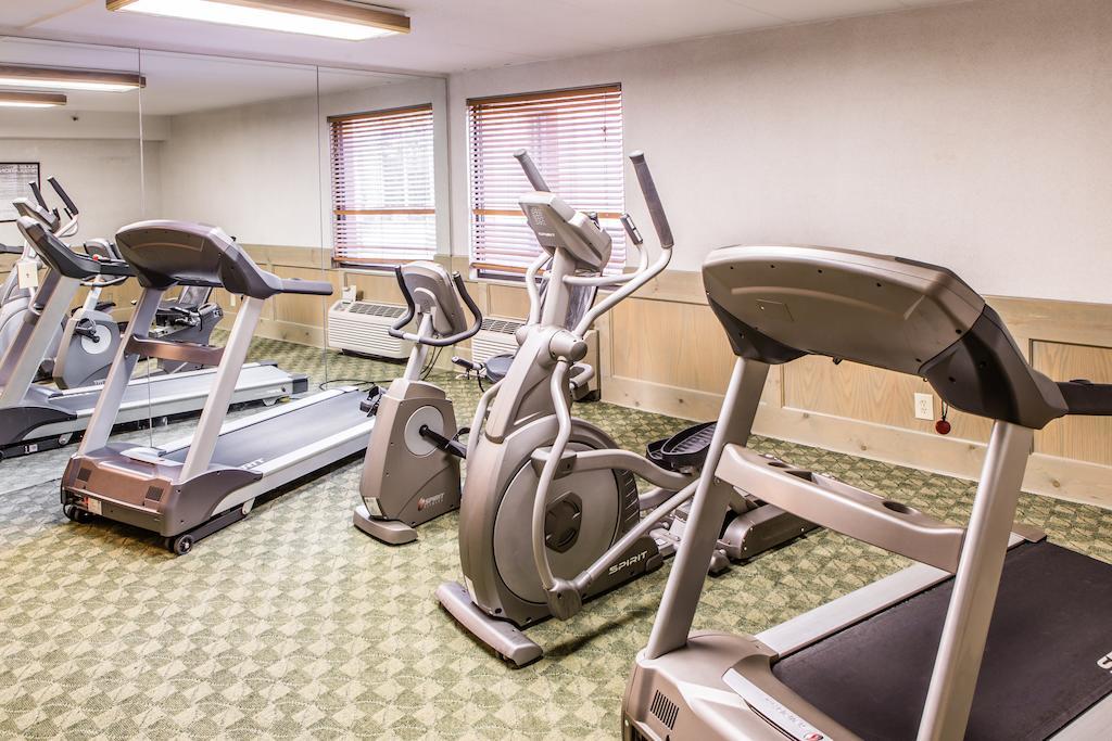 Courtyard By Marriott West
