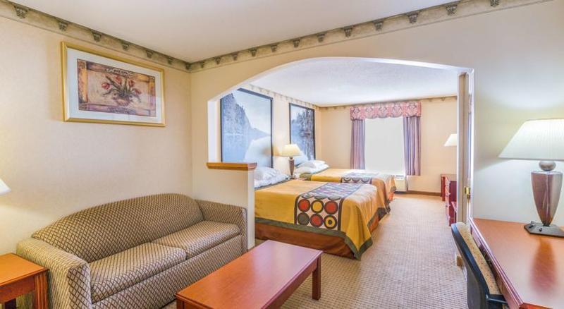 Hotel Courtyard By Marriott West