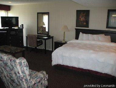Days Hotel 2*