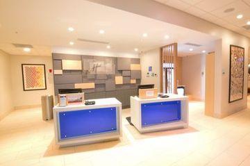 Express & West By Ihg 2* Toledo