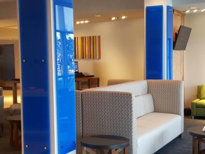 Hotel Express & West By Ihg 2*