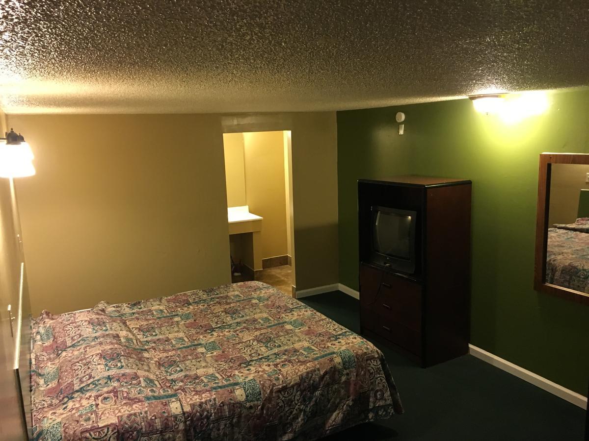 Motel Crown