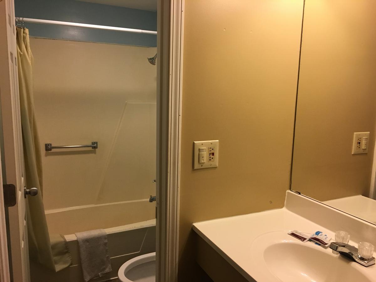 Crown Motel Toledo