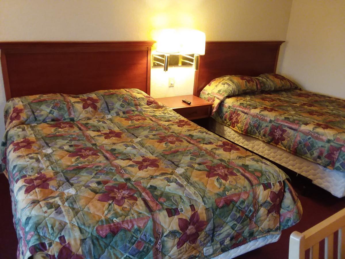 Motel Knights West 3*